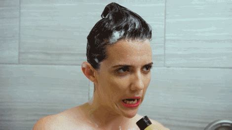 She wants to waste my time. Washing Hair GIFs - Find & Share on GIPHY