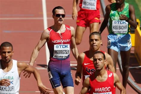 Filip ingebrigtsen, jakob ingebrigtsen and henrik ingebrigtsen pose after competing in the men's 5000 metres final. Henrik Ingebrigtsen løp inn til niendeplassen i det første ...