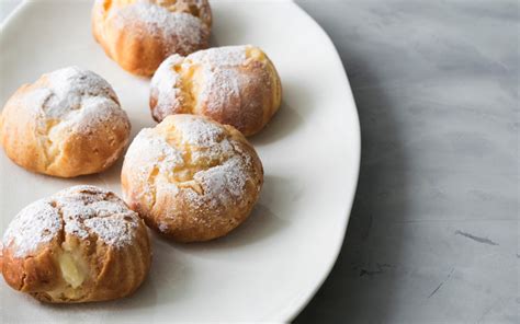 Cara mendesainnya tidak hanya mudah, tetapi juga bisa langsung diaplikasikan ke foto kamu. Baking Challenge! Membuat Kue Sus