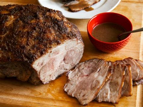 This easy pulled pork recipe is made right in the oven — no smoker or grill required! Best Oven Roasted Pork ShoulderVest Wver Ocen Roasted Pork ...