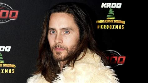 Актер выбрал для церемонии костюм gucci | elle. Jared Leto compartilha vídeo do momento em que quase ...