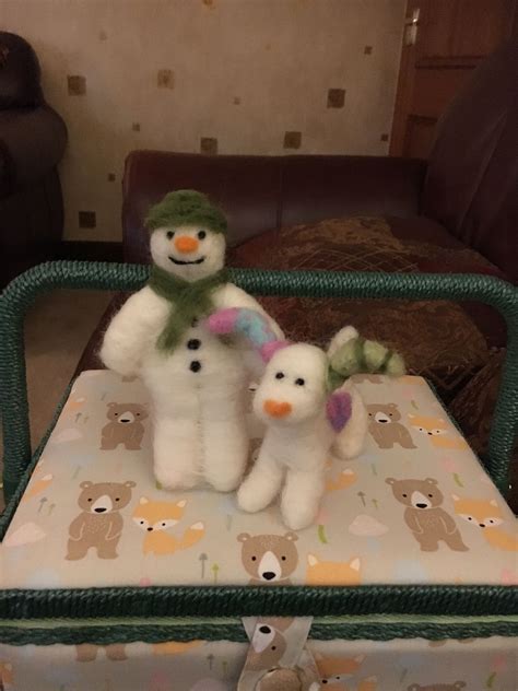 They are stuffed with pencils, highlighters, sticky notes, candy, mug cakes, gum, and a hand sanitizer key chain. The snowman and snowdog | Craft projects, Stitch projects ...