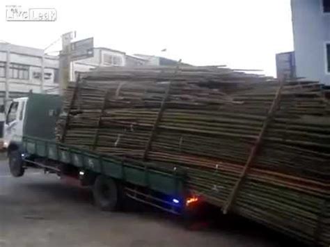 It is perfectly healthy, natural, and safe. LIKE A BOSS! Truck unloading big load bamboo in Taiwan ...