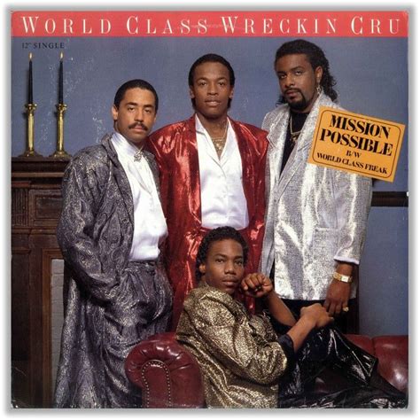 World class wreckin' crew (housecalls, the fly и другие композиции). Dre first made noise as a DJ for the World Class Wreckin ...