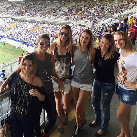 Jun 28, 2021 · central da seleção brasileira de vôlei, carol gattaz é duplamente premiada. Após revés na semifinal, Carol Gattaz e Mari Paraíba vão a ...