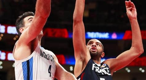 Proprio contro i transalpini, l'italia disputò le prime due partite della propria storia, nel 1926 e nel 1927. Basket, Francia battuta 80-66, l'Argentina in finale ...