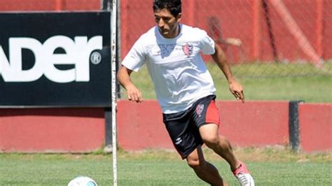 Argentina defender milton casco is set to complete a move from newell's old boys to. BOCA JUNIORS TV: EL REPRESENTANTE DE MILTON CASCO `METE ...