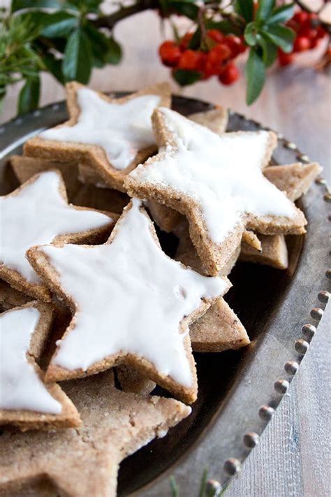 Drop 1 tablespoon of filling into each tart. Gluten Free Christmas Cookies Almond Flour | Christmas Cookies