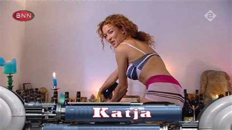 Check spelling or type a new query. Nederlandse TV presentatrices: Katja Schuurman bikini in ...