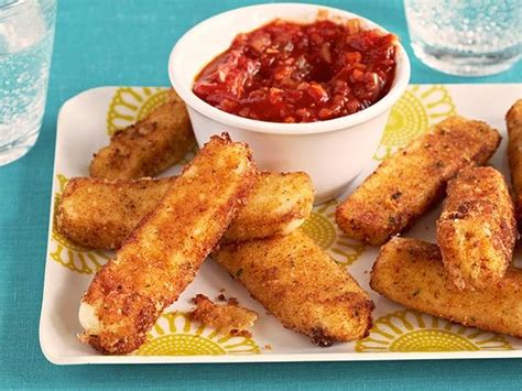 Panko breaded mozzarella sticks are deep fried crispy breaded pieces. Breaded Mozzarella Patties / Breaded Mozzarella Patties ...