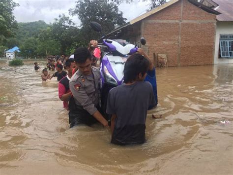 Public infobanjir, pada tahun 2014 bencana banjir ekstrem telah berlaku di beberapa negeri seperti kelantan, terengganu, pahang, perak, kedah, perlis, johor, sabah dan sarawak. Banjir Woha, Ini Nama-Nama Desa yang Terendam | www ...