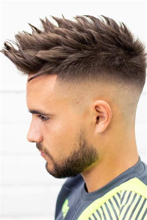 Find the latest editors' picks for the best hairstyle inspiration for 2019, including haircuts for all types of stylish men. 33 Creative Short Haircut for Men Style | Mens haircuts ...