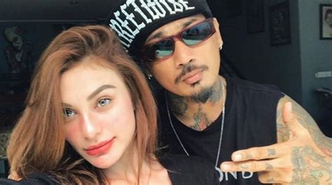 Tunangan jerinx sid, nora alexandra philip selalu mencuri perhatian banyak orang sejak lama. Nora Alexandra Sering Diteror Sejak Dipacari Jerinx SID