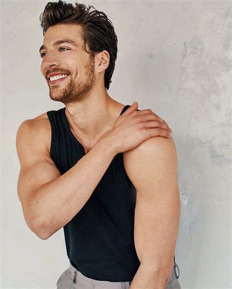 Health and fitness are passions of simone, he keeps a vegan diet and to stay fit he plays soccer and is often in the gym. Get To Know Simone Susinna, The Mediterranean Native ...