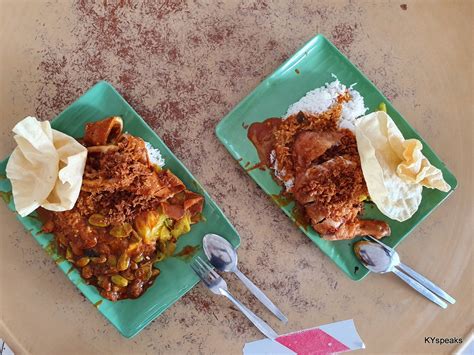 Nasi kandar has been the local's favourite for decades and still is regardless of skin colour and religion. KYspeaks | KY eats - Kok Siong Nasi Kandar, Puchong