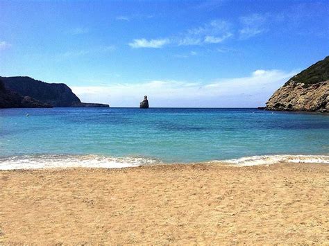 Ibiza: 5 secret beaches perfect for an autumn/winter break