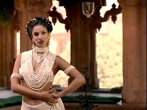 Камасутра:история любви/кама сутра:история любви/kama sutra:a tale of love (1996). Picture of Indira Varma