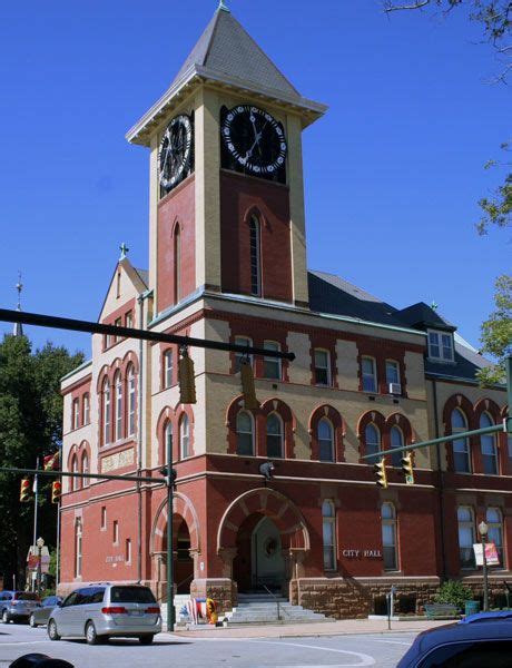 May 29, 2021 · near the coast of north carolina, along the trent and neuse rivers is new bern, one of the oldest towns in the state. Welcome to New Bern, NC | New bern, New bern north ...