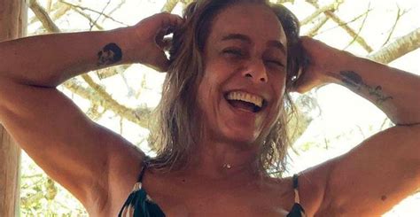 Aos 55 anos, cissa guimarães conta como mantém a boa forma. Aos 63 anos, Cissa Guimarães exibe corpo sarado em foto ...