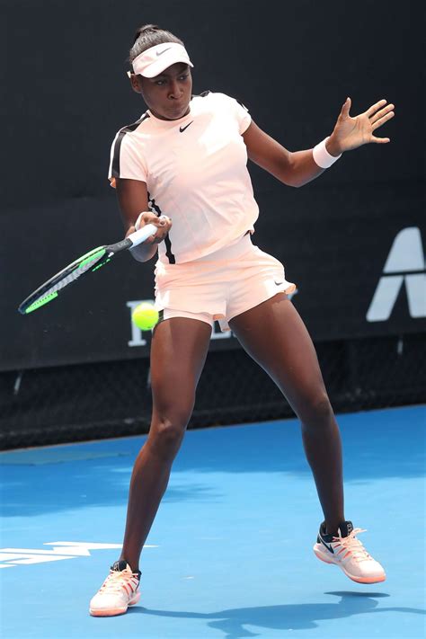 Es la jugadora más joven posicionada entre las cien primeras de la clasificación de la asociación de tenis femenino (wta). Cori Gauff - 2018 Australian Open in Melbourne - Day 6 ...