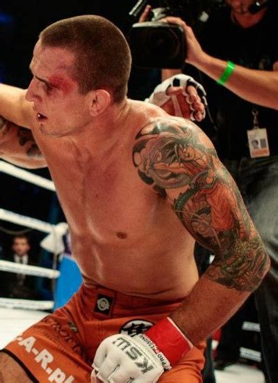 Borys mańkowski to od kilku lat najlepszy zawodnik kategorii półśredniej w polsce. Fan Dragon Balla w MMA: Borys Mańkowski - Dragon Ball Nao