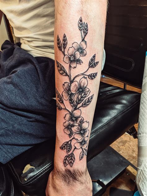 2020 will mark 50 years of bruce's flowers delivering fresh and high quality flowers in norwalk, wilton and the surrounding areas. Dogwood flowers done by Pieter Spijkers at Bad Fish Tattoo ...