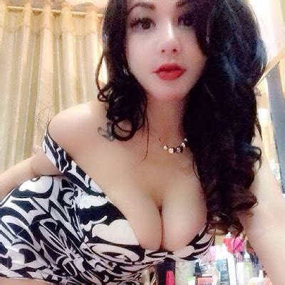 Suatu siang aku berada dirumah hanya berdua dengan mama. Cerita Panas | Ibu Minta Dipuaskan Semenjak Pisah Ranjang ...