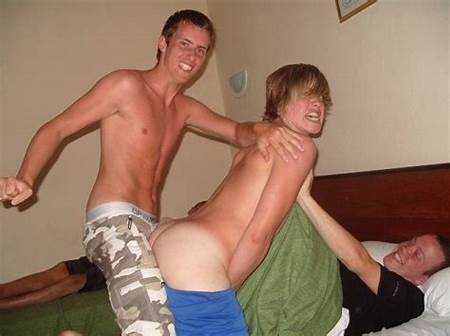 Young Teens Nude Boys