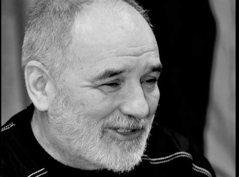 Pere velimirovića 13, rakovica, beograd. BALAŠEVIĆ U PROBLEMI: Skinuta mu pesma sa Jutjuba ...