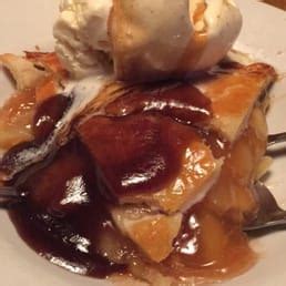 For that reason, the restaurant has attracted a large following in terms of the restaurant also serves some of the best desserts. Texas Road House Dessert / Texas Roadhouse founder dies | Inside Daily Brief - March ... - These ...