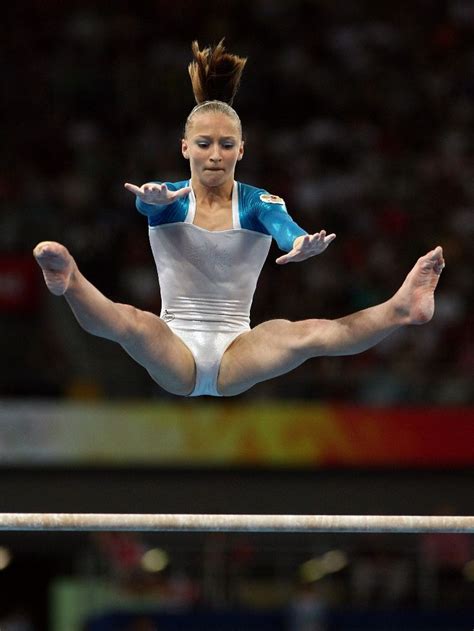 Panties, bikini, shorts) in the shape of a woman's labia, vaguely reminiscent of a camel's toes. HD Gymnastics Pictures | Gymnastics pictures, Artistic ...