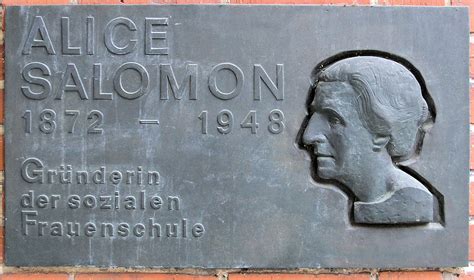 Alice salomon, american founder of one of the first schools of social work and an internationally prominent feminist. Alice Salomon - Wikiwand