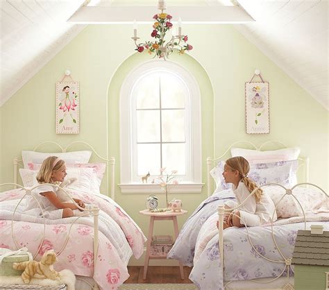 Shop small bedroom chandelier on houzz. Top 25 Kids Bedroom Chandeliers | Chandelier Ideas