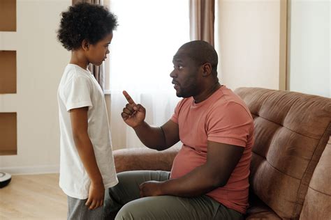 What are the signs of bad parenting?