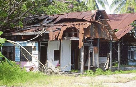 Tiga taman perumahan iaitu taman abdul raof, taman kerian dan taman seri tenggara ditenggelami air setinggi 0.4 meter manakala. Gadis 13 Tahun Dirogol 4 Lelaki hingga Pengsan - Says Blog