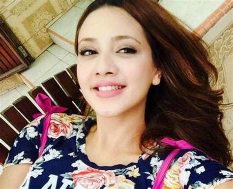 Menurut aiman, beliau tidak berhutang kerana ianya merupakan bisnes dan pastinya dalam bisnes ada. Fathia Latiff & Aiman Hakim sah putus cinta - Malaysia is ...