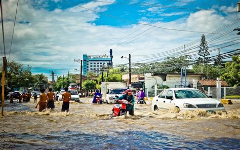 Bermula pada 14 disember 2014, satu siri banjir telah melanda indonesia, malaysia, filipina dan thailand. Bencana Banjir dan Longsor Melanda Garut, Korban Tewas ...