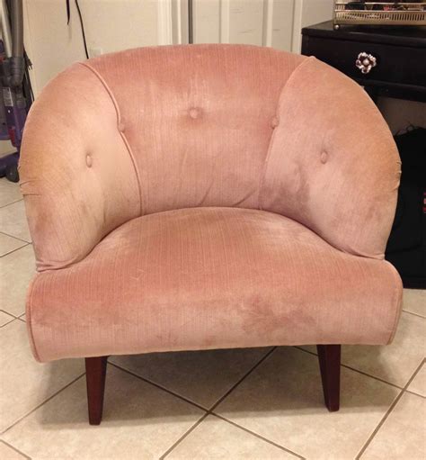 We found this sad little chair at a thrift store for $5.99! Posh Purpose: Thrift Store Chair