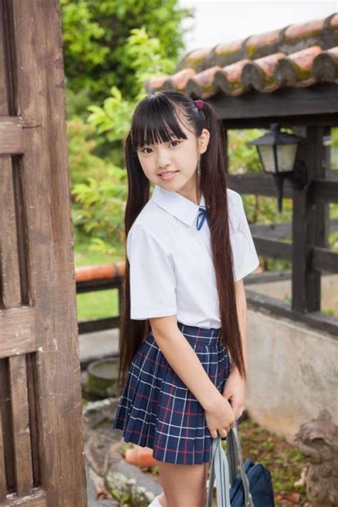 The japanese junior idol girls personalities, activities, photos and other information. Junior Idols Gallery Blog: Anjyu Kouzuki Junior Idol Gravure