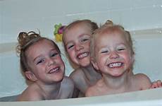 girls tub three faces clips