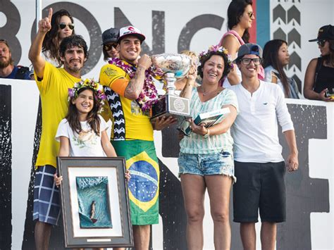 Apr 07, 2021 · charlie rodrigues is not longer gabriel medina's surf coach. Charles Medina conta como transformou Gabriel em lenda do ...