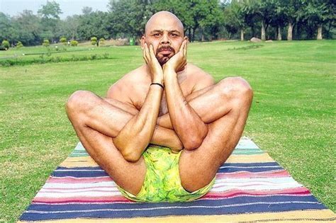 Yoga for core strength from beginners to advanced yogis. What makes an advanced yogi? | Cultivate Calm Yoga
