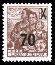 So sparen sie sich den weg zum postamt, wenn sie erst einmal briefmarken auf vorrat gekauft haben. 3.Ausgabe der Freimarkenserie Fünfjahresplan mit Aufdrucken - Briefmarke DDR