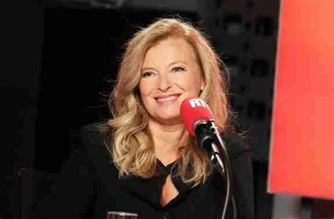 Valérie karsenti seins nue rechercher une célébrité. Valérie Trierweiler : à peine arrivée sur RTL, elle règle ses comptes avec François Hollande