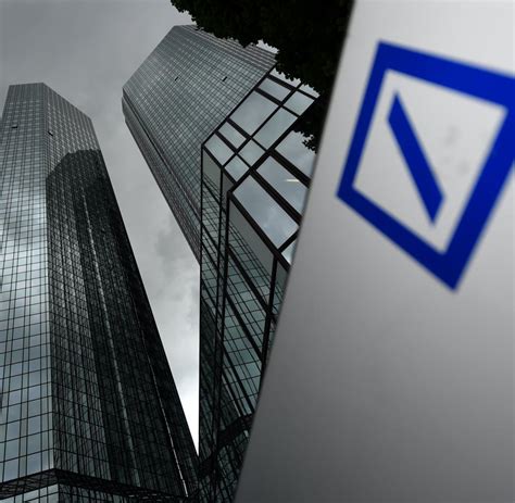 Deutsche bank ag is a german multinational investment bank and financial services company headquartered in frankfurt, germany. Türkei: Erdogans Chefberater schielt auf die Deutsche Bank ...