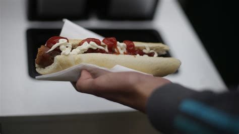 It appears as if cameron is unable to consume hot dogs without creating controversy. Forked over: Posh-boy Cameron mocked for eating a hot dog ...