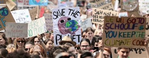 Der spiegel verniedlicht polizeigewalt gegen friedliche demonstranten. Fridays for Future macht Druck an Berliner Unis ...