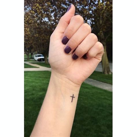 More images for küçük dövmeler bilek » Cross wrist tattoo #wristtattoos | Küçük bilek dövmeleri ...