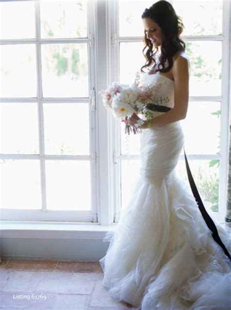 Why do i say this? Save Money on your Wedding Dress: Pre-Owned Wedding ...