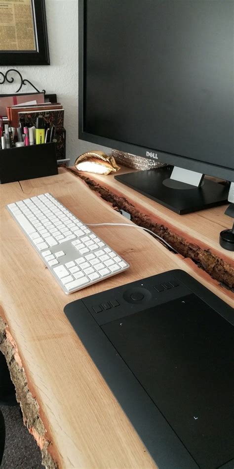 Tisch aus arbeitsplatte selber bauen. DIY | Schreibtisch aus Holzbohlen selber bauen - Creative ...